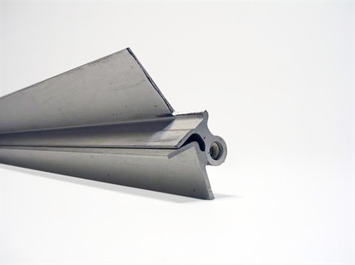 Gångjärn Baklucka Ply L=1655 mm 1998-2004